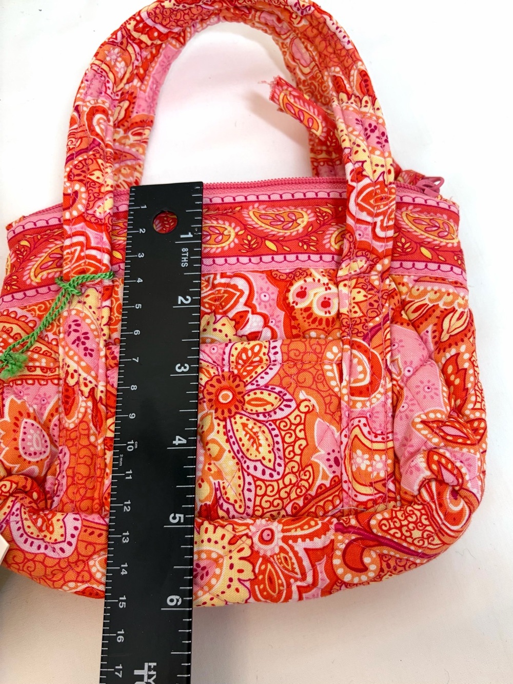 Vera Bradley Vintage Bitty Betsy Sherbet Pink & Orange Paisley Quilted Tote - Picture 8 of 8